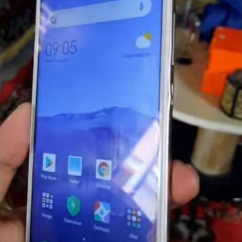 Second Redmi 5 Plus 6/64 Mulus