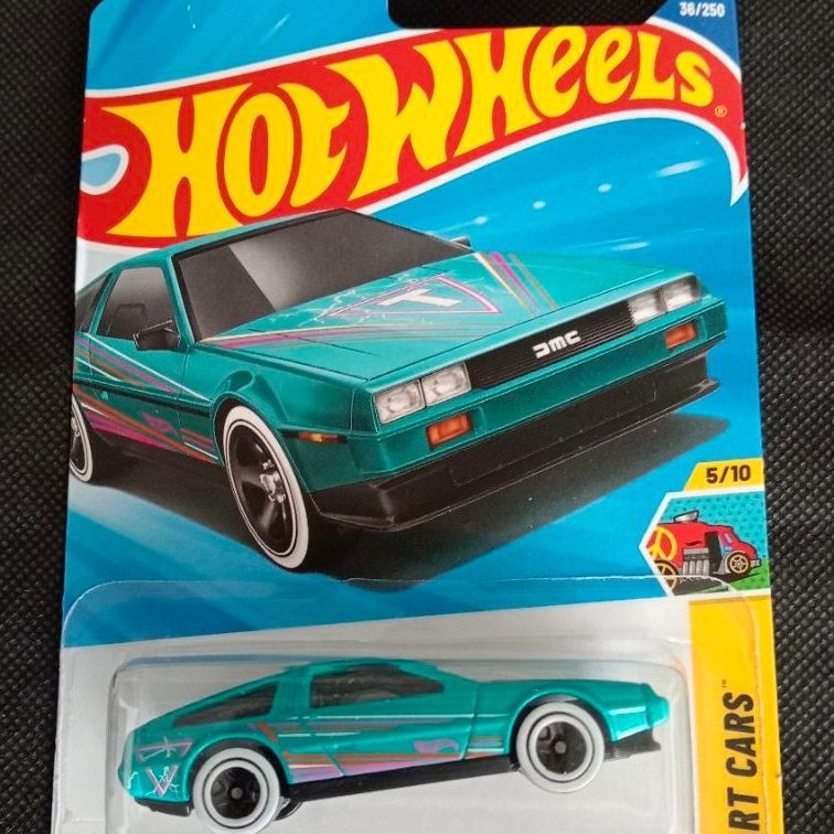 HOT WHEELS DMC DELOREAN