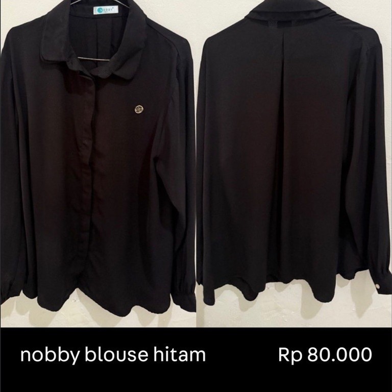 Nobby Blouse Hitam