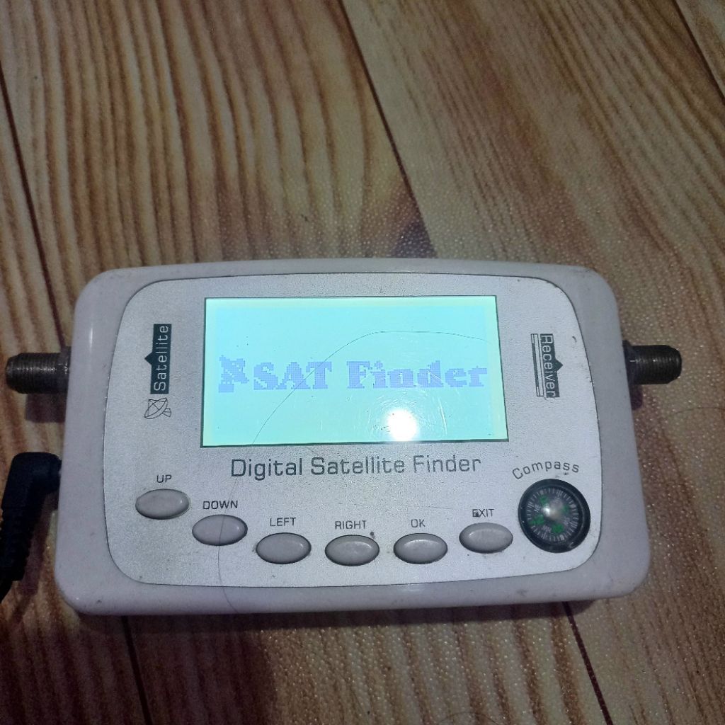 Satfinder SF-500A Digital Satelite Finder