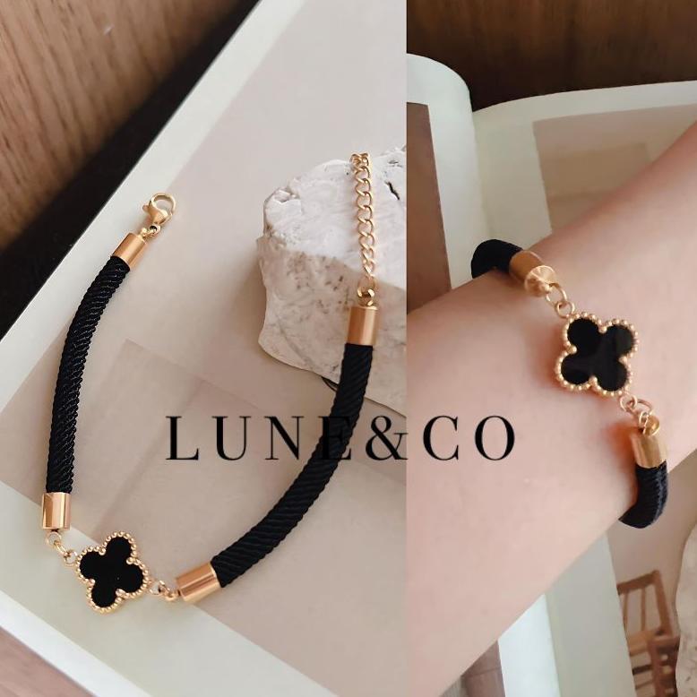 RS324 Gelang Wanita Clover Titanium Rantai Tali Hitam