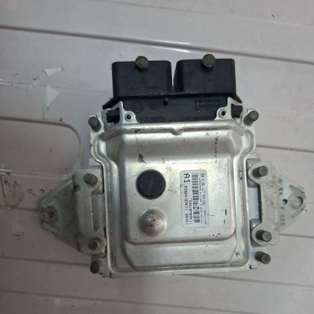 ECU SPLASH Manual KODE A1 A3 Asli SGP 33920M83K10 = 33920M83K11