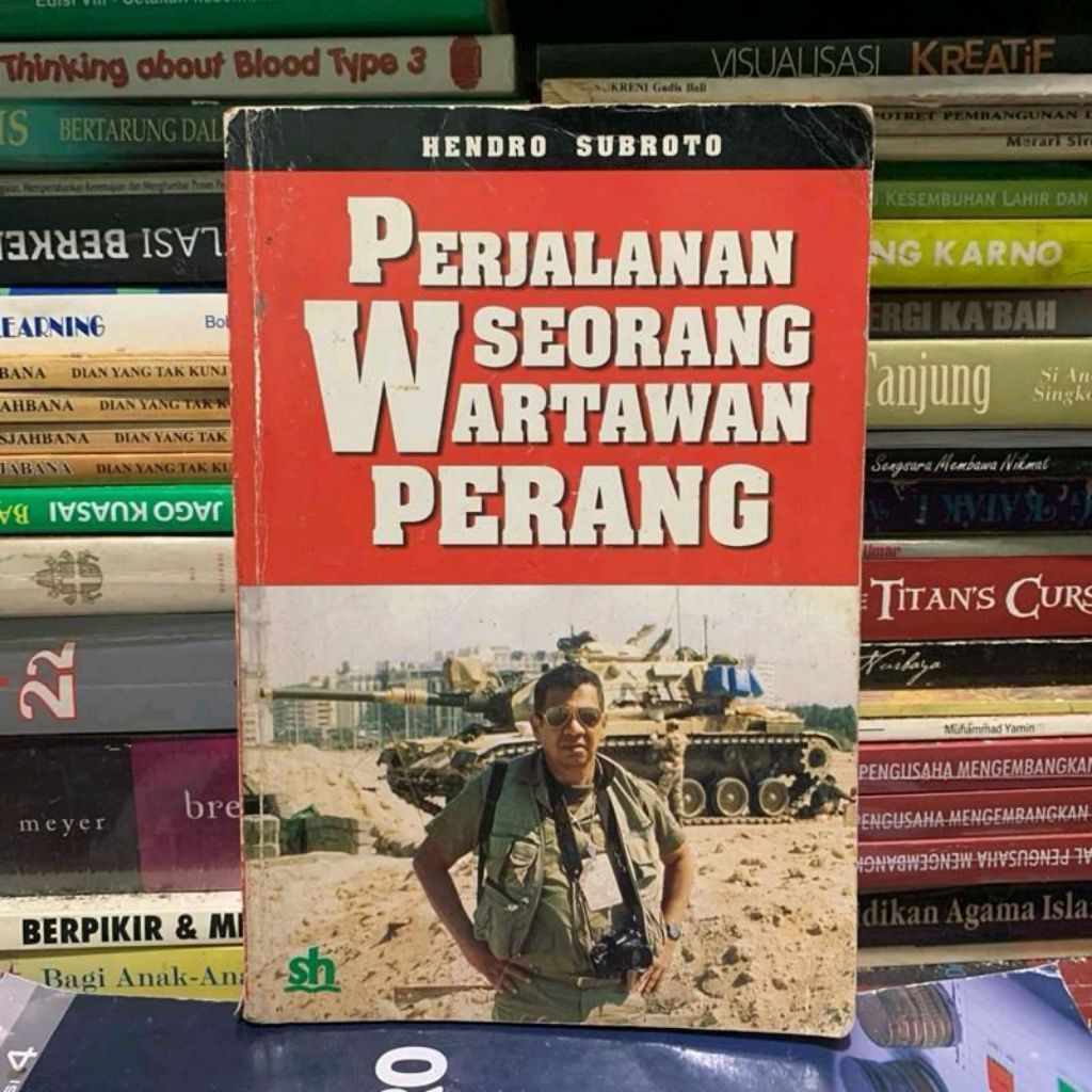 Perjalanan seorang wartawan perang by Hendro subroto buku bekas ORIGINAL