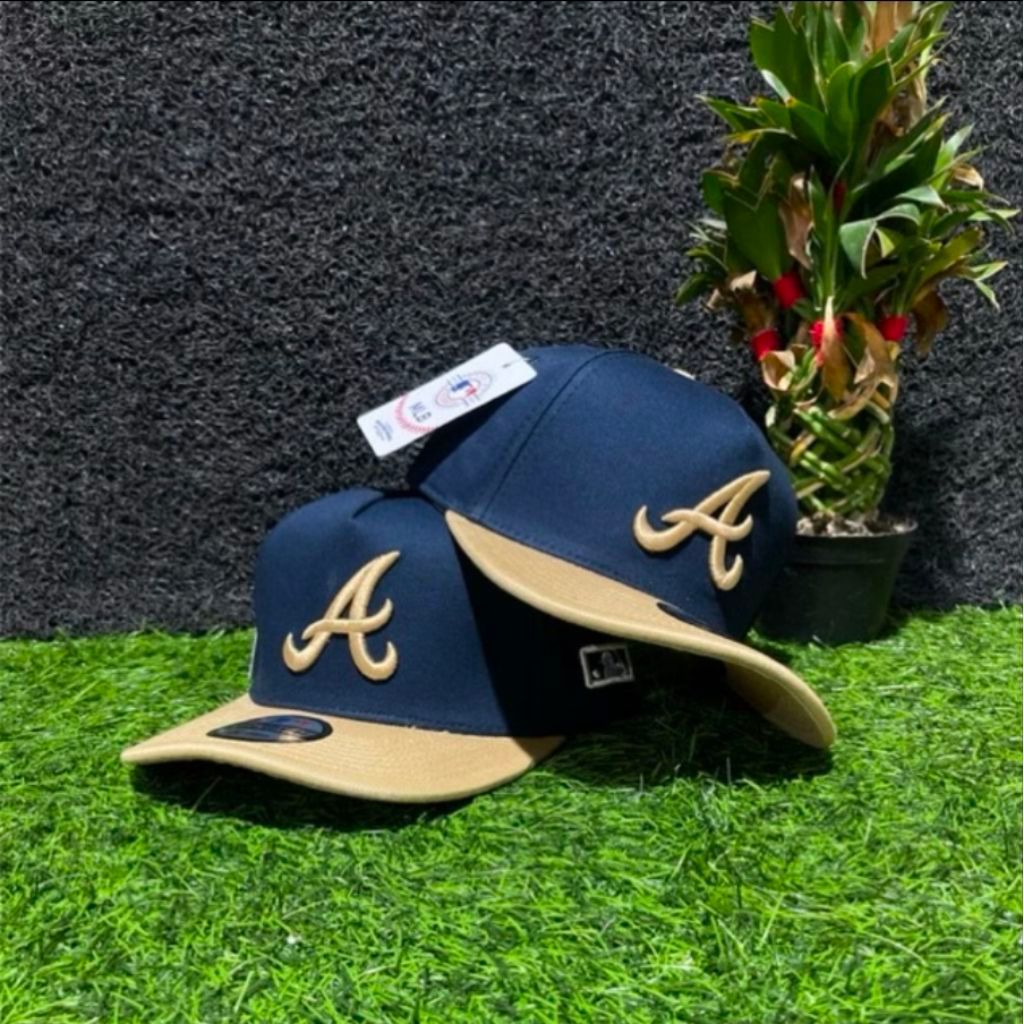 Topi new era logo A navy cream 04567