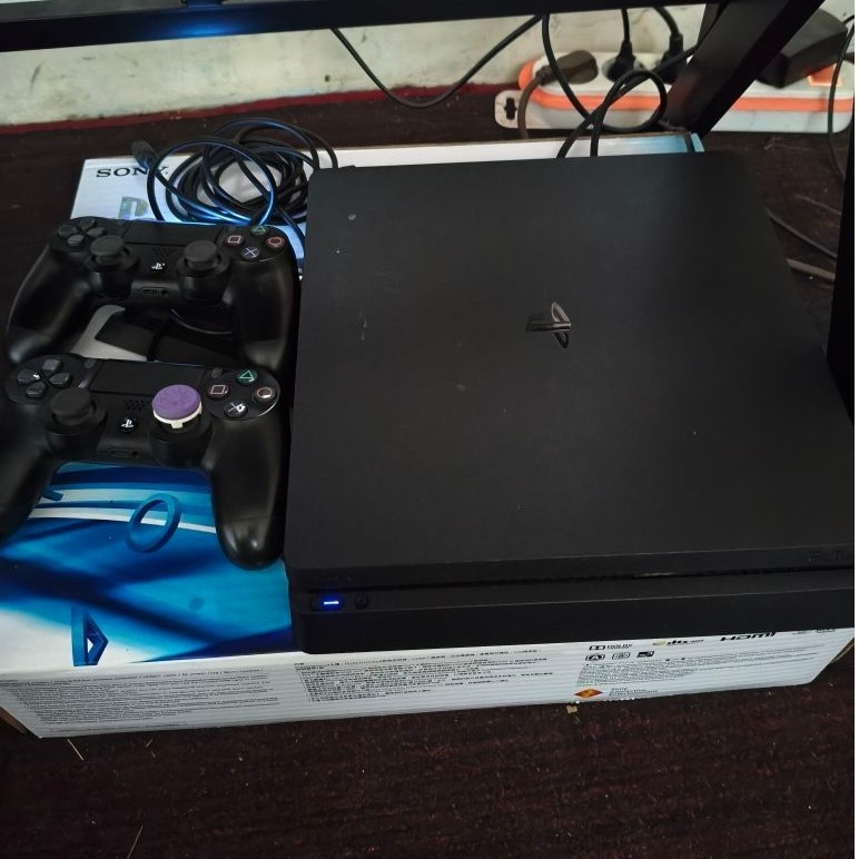PlayStation PS4 Slim CUH-20xx HDD 1TB Fullset Original