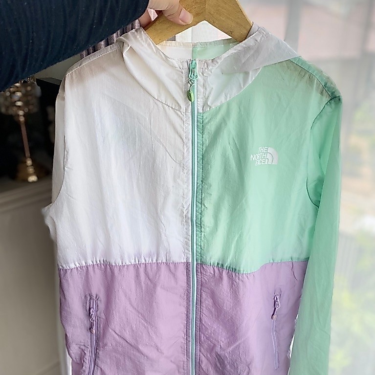 [9-10] jaket running TNF anak perempuan cantik. jaket TNF anak perempuan keren. jaket TNF keren