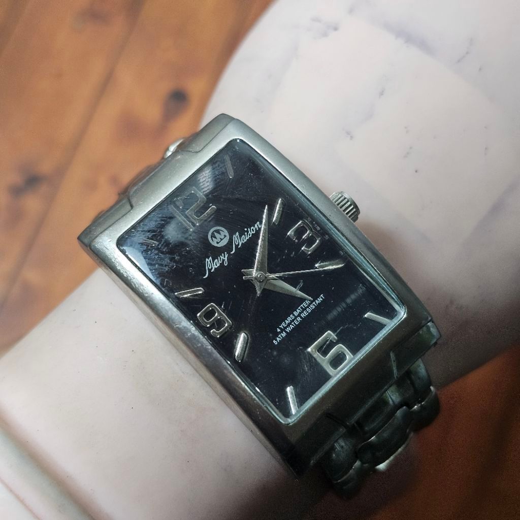 Jam Mavy Maison G-1030 Silver Dial Black Kotak Rantai Bekas