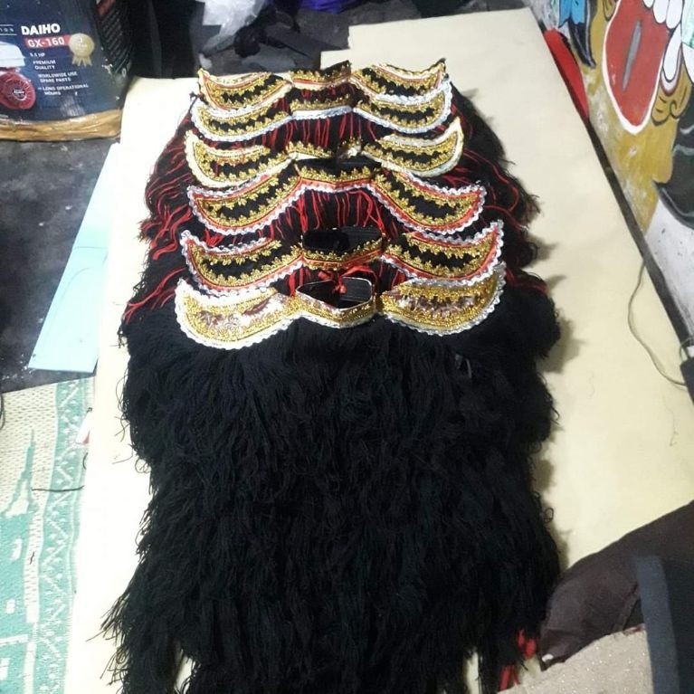 gimbalan jaranan buto