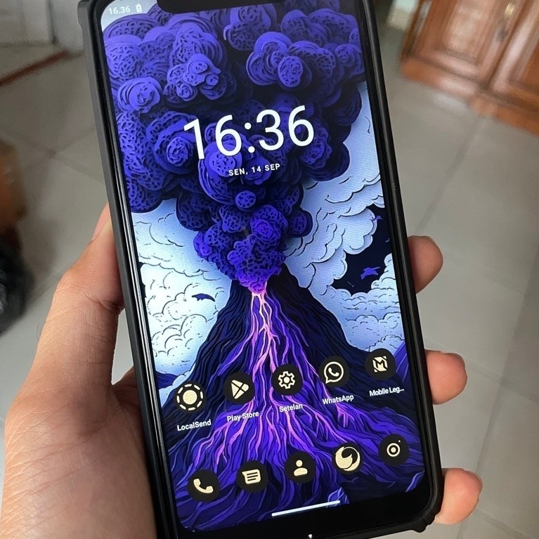 POCO F1 6/128GB UBL CUSTOM ROM GAMING ARROW OS GAMING MANTAP