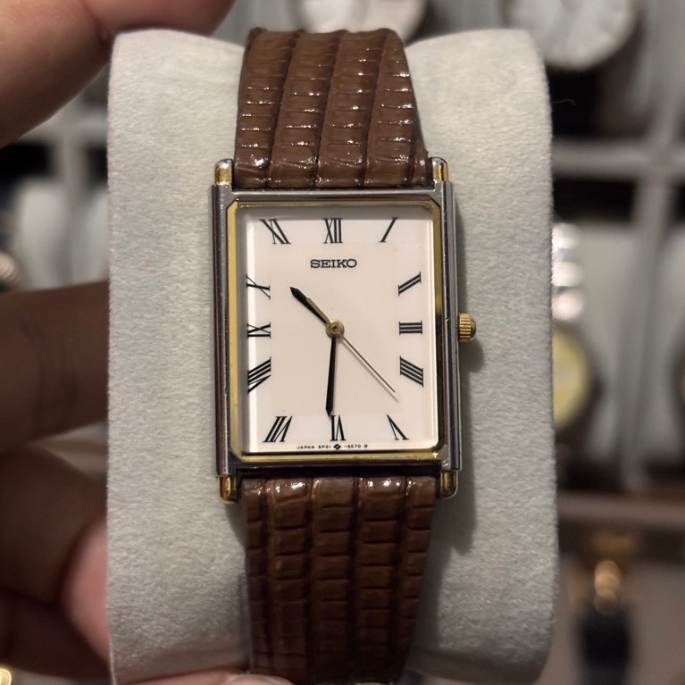 Seiko tank silver Roman dial