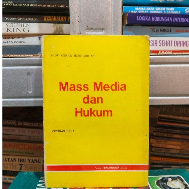 Mass media dan hukum