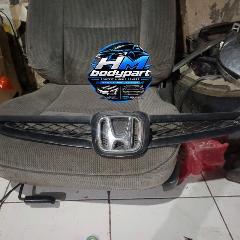 GRILL BEMPER DEPAN JAZZ 2005