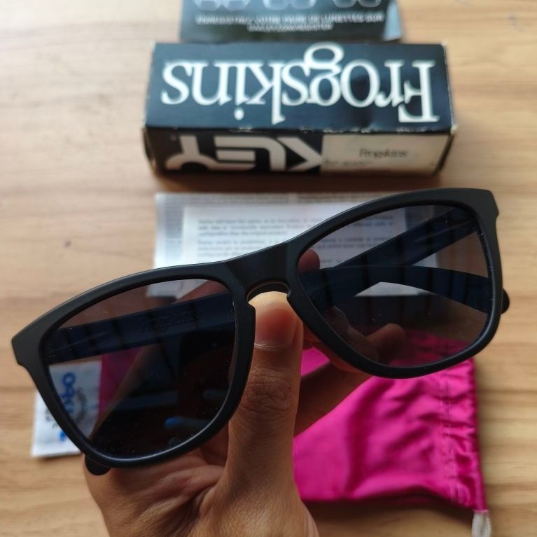 Kacamata Oakley Frogskins Original