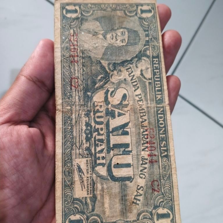 UANG KUNO 1 RUPIAH SOEKARNO SERI ORI TAHUN 1948