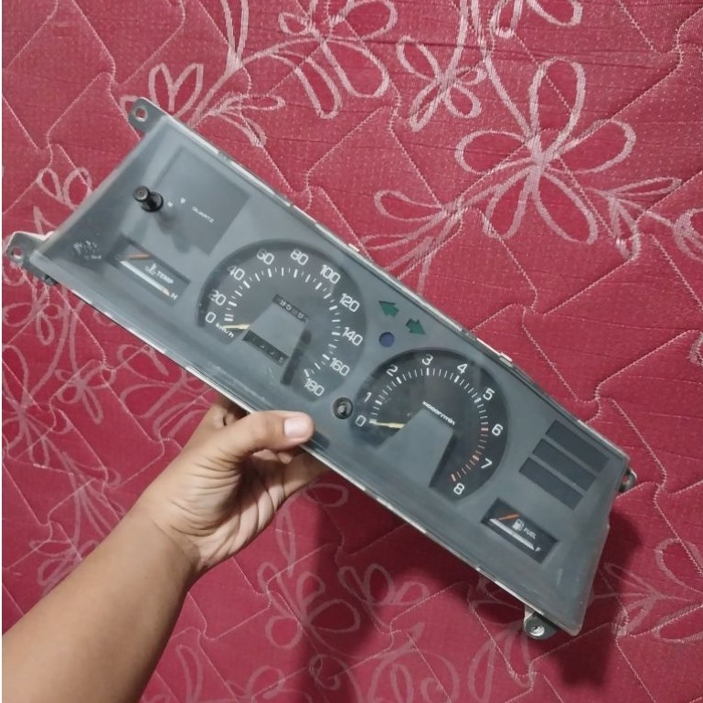 Speedometer Toyota Corolla DX 83 RPM