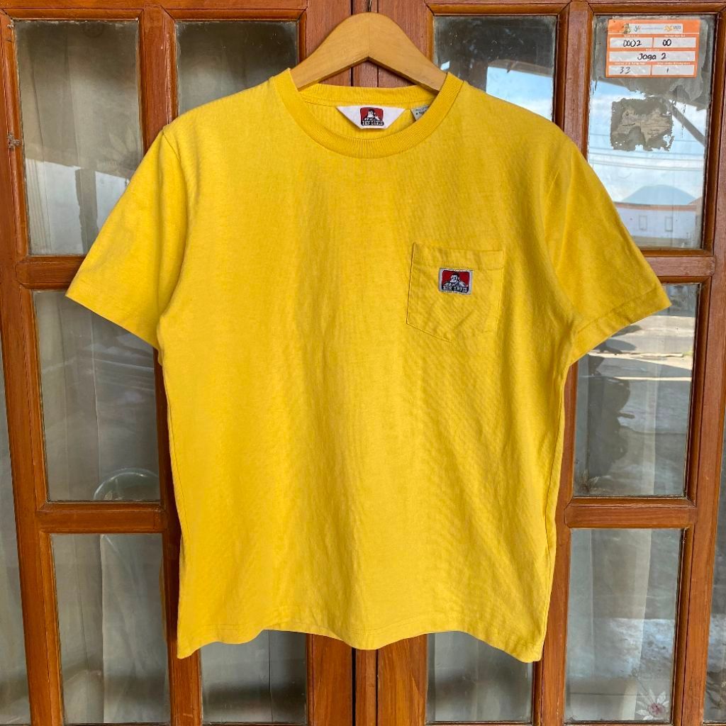 Ben Davis pocket yellow t-shirt (M)
