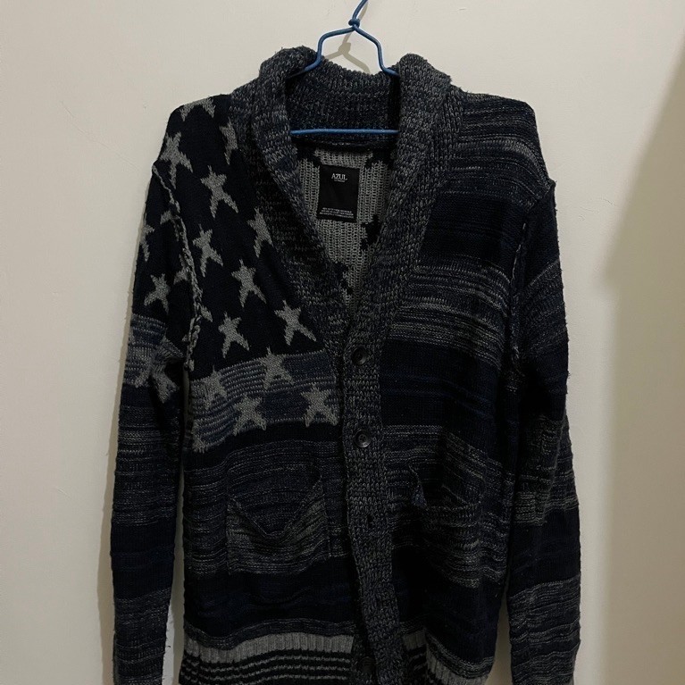 Cardigan gemes navy ld 110 panjang 70 merk Azul