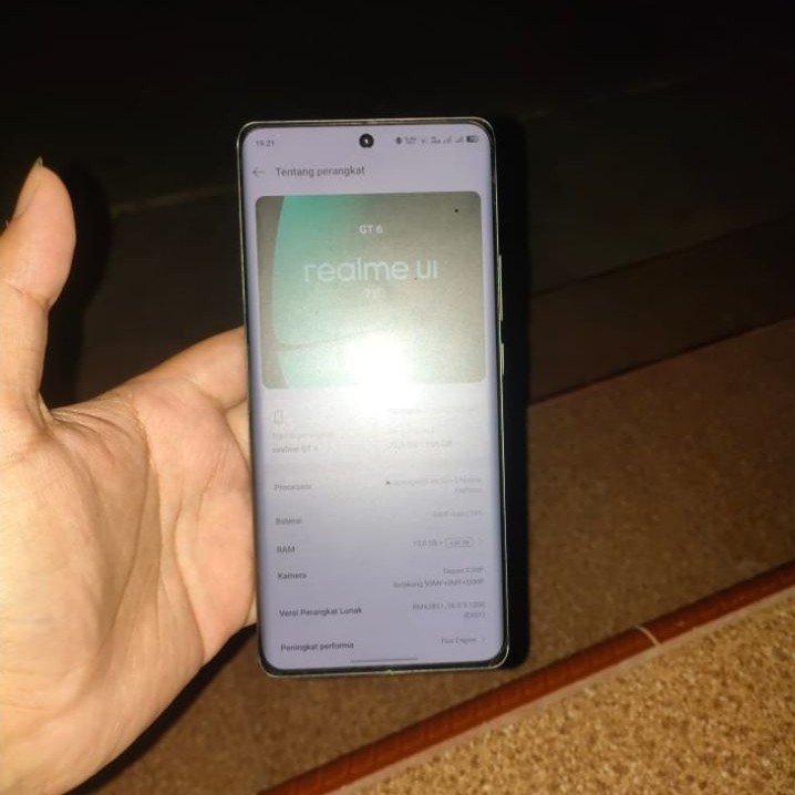 Realme gt 6