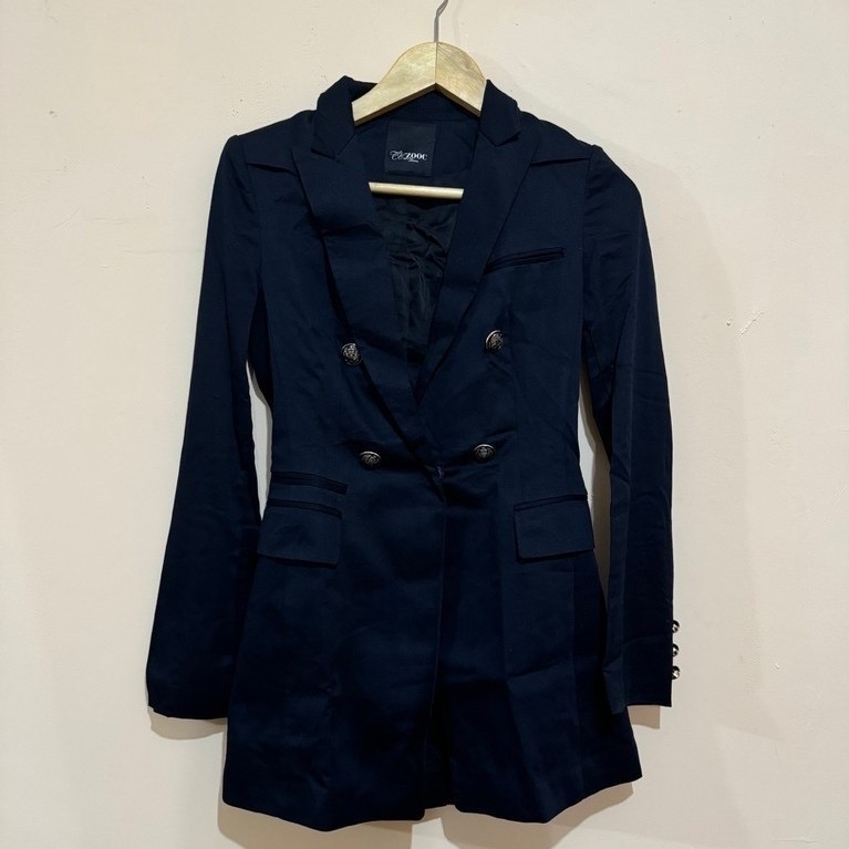 Preloved Blazer Hitam Zooc Korean Style