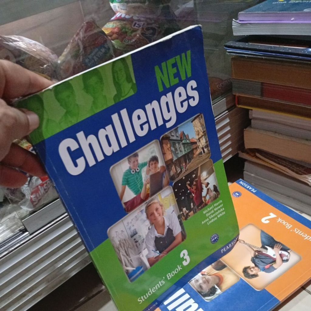 New Challenges Students' Book 3 PEARSON