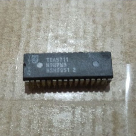 IC TEA5711 Original Compo Polytron 1000% Normal Kompatibel Komponen Pendukung
