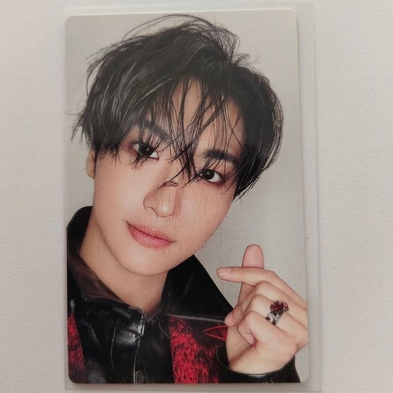 ATEEZ official photocard Seonghwa