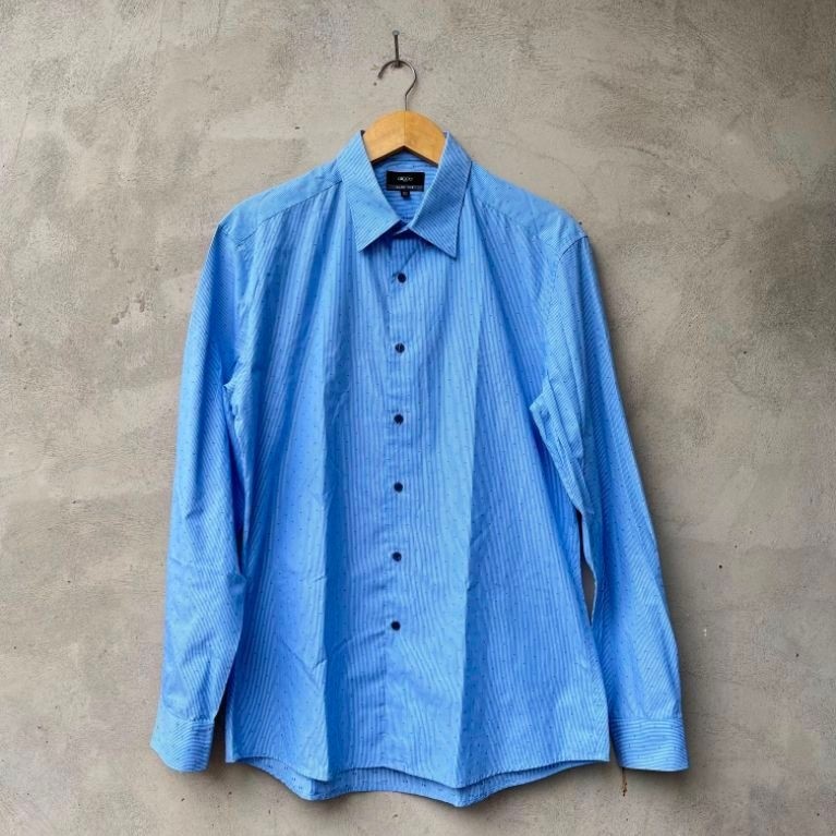 G2000 man slim fit kemeja L