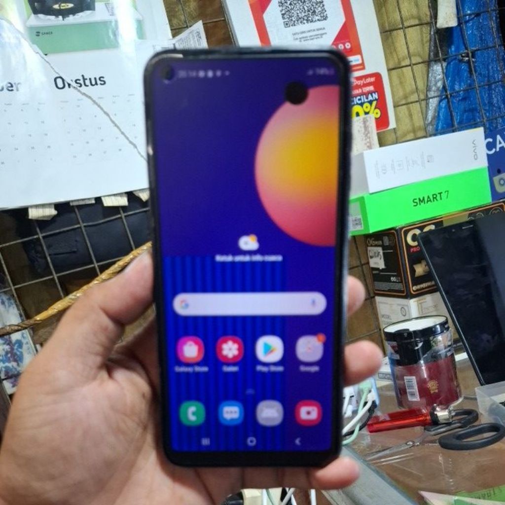 samsung galaxy M11 minus tompel