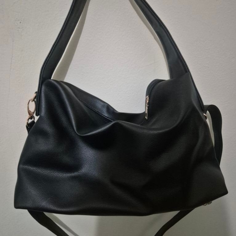 Amreta tas hitam