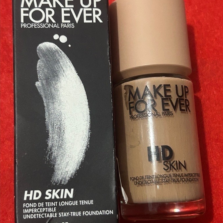 Make Up For Ever HD Skin Foundation / Makeup Forever HD Skin Foundation