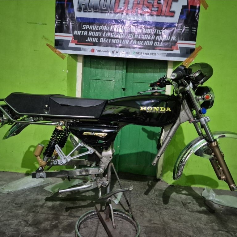 BODY SET GL 79 STYLE GL10079 GL79STYLE GL100 GL125 TINGGAL NAIK MESIN DAN KAKI KAKI