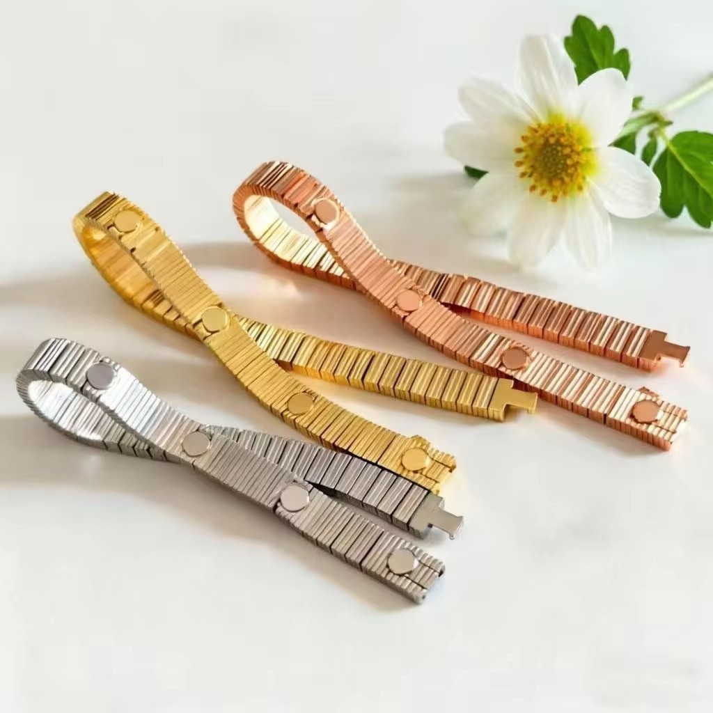 Gelang tangan charlotte cartier kualitas 1:1 embos cartier 750au