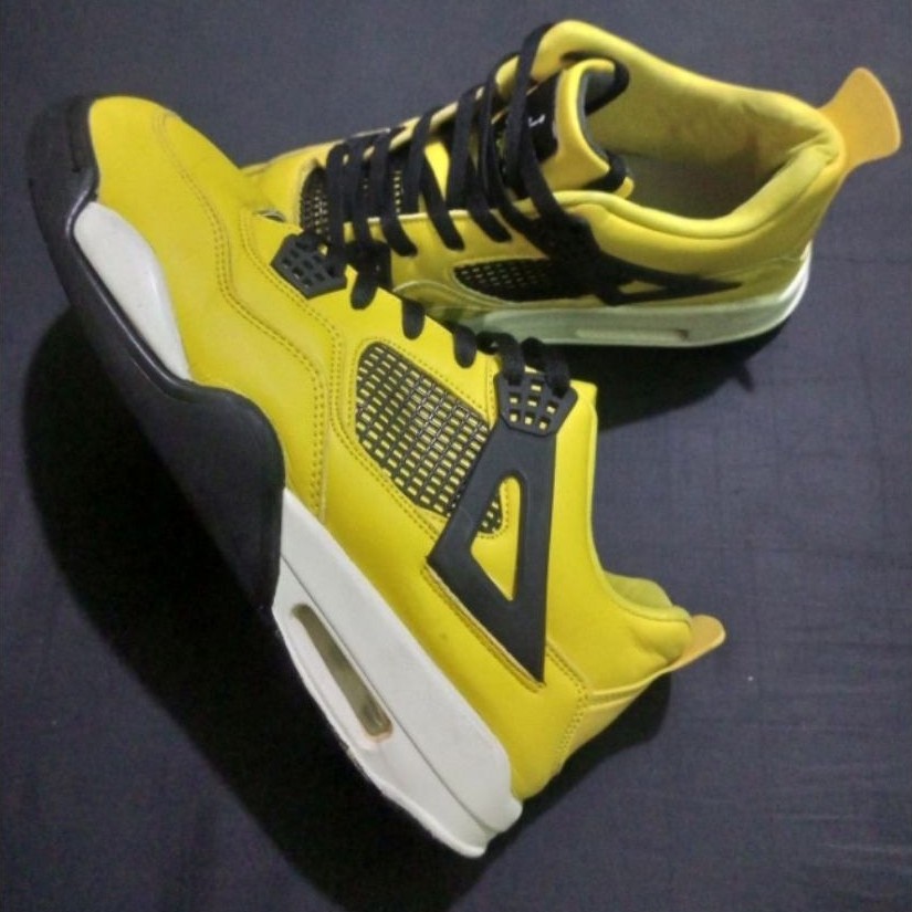 Air Jordan4