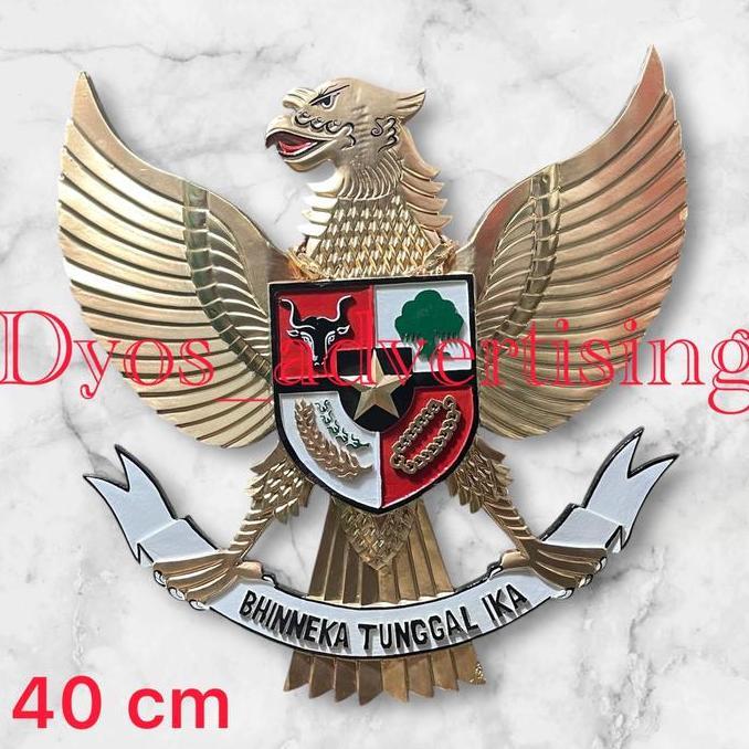 Garuda pancasila kayu patung garuda kayu ukuran 40 cm