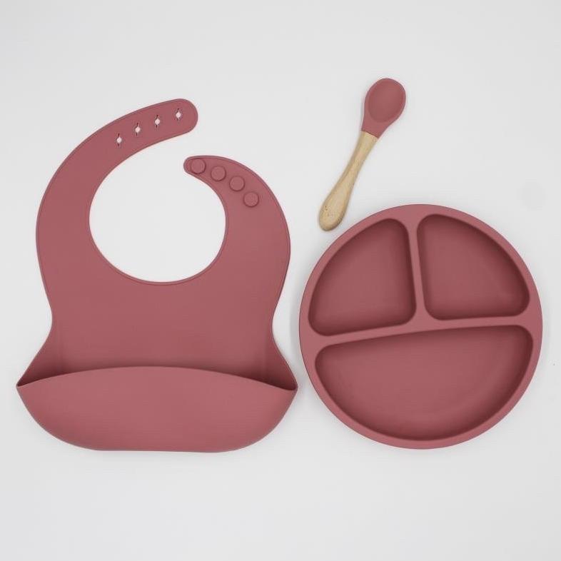 Leleoncare Piring Sillikon Bayi Suction Set Bib Dan Piring ,Sendok(Bpafree /Piring Bayi Set Silikon 