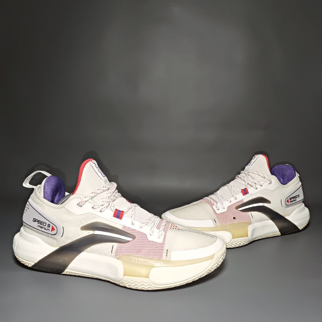sepatu Basket/voli second L-INING speed 9 premium . size 44 insol 28 cm