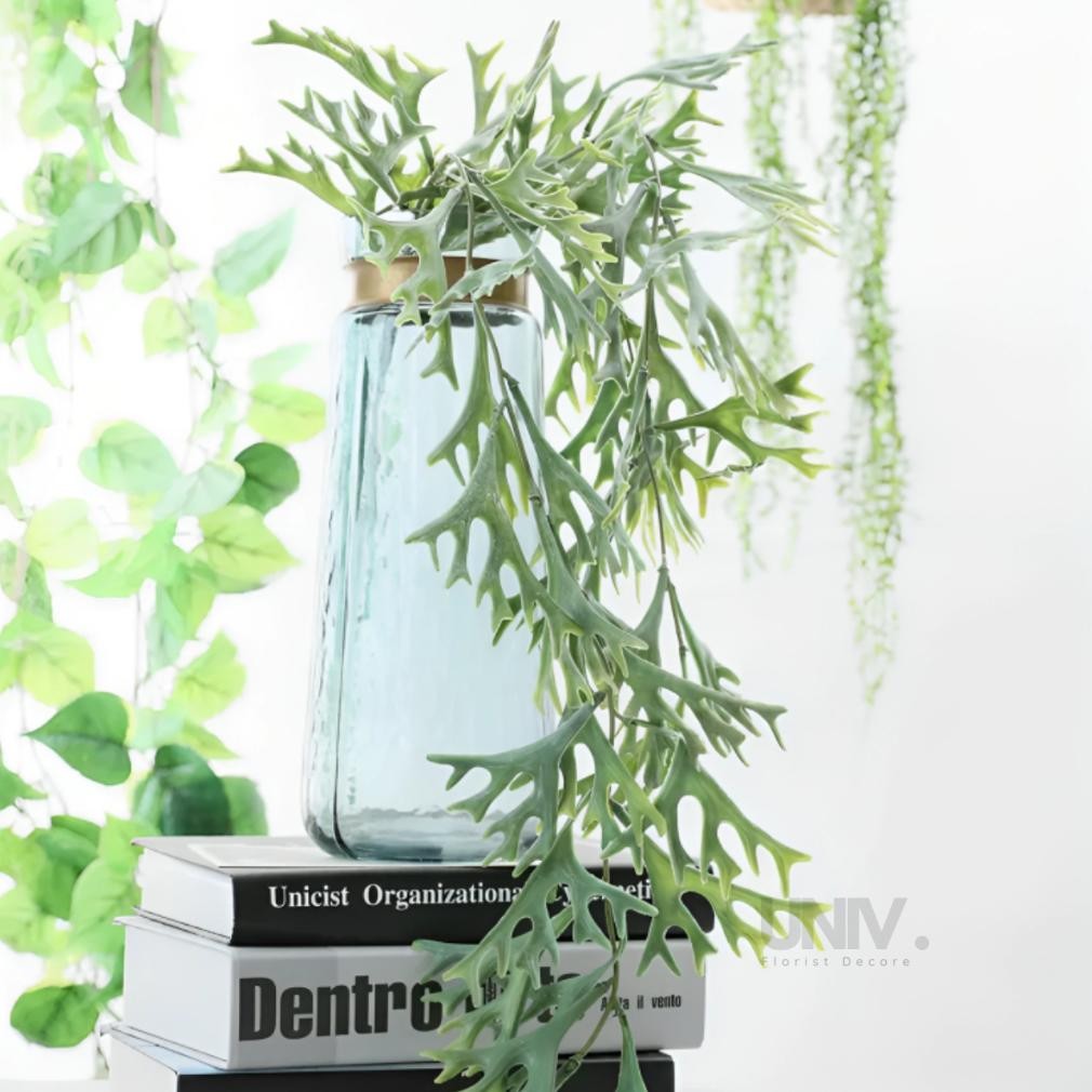 Promo Xtra Daun Pakis Juntai Plastik Daun Rambat Tanduk Rusa Artificial Daun Hias Dekorasi Fgk-45