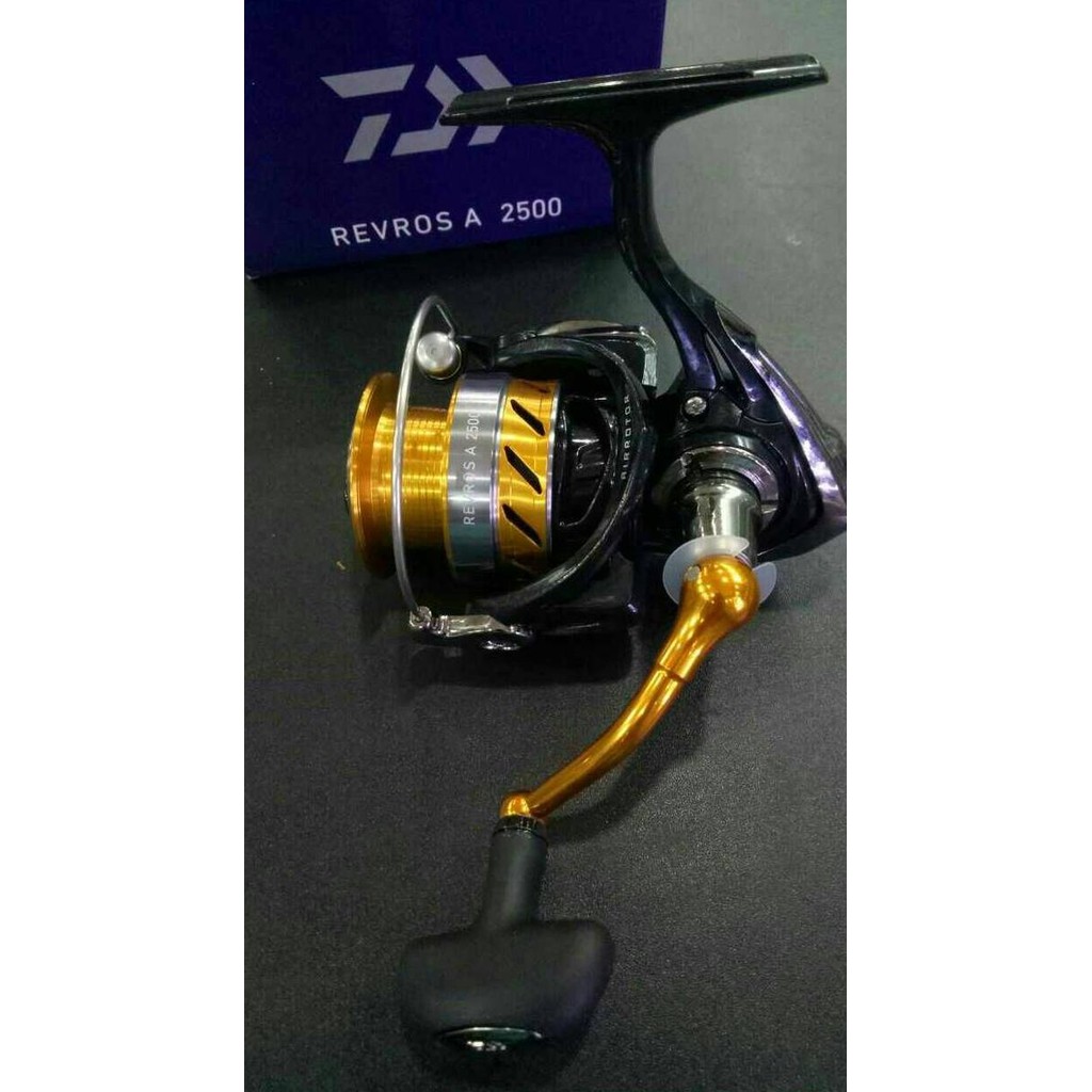 Reel Daiwa Revros A 2500