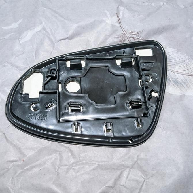 Kaca Cermin Spion Mobil Calya Kanan