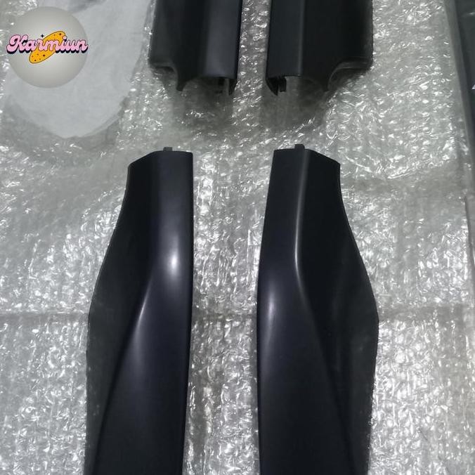 COVER BREKET ROOF RAIL KARIMUN KOTAK ORIGINAL DAN TERPERCAYA