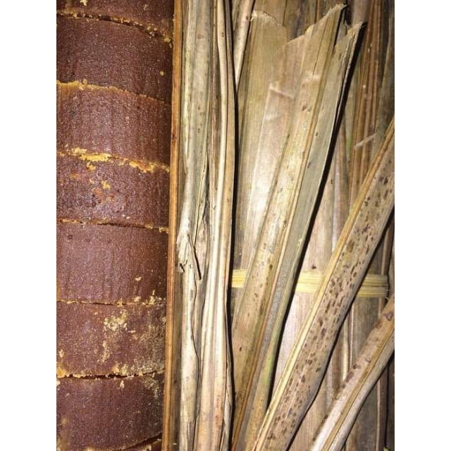 

Gula aren asli 100% organik khas Pangandara ciamis berat 1kg GULA AREN ASLI TAMPA CAMPURAN