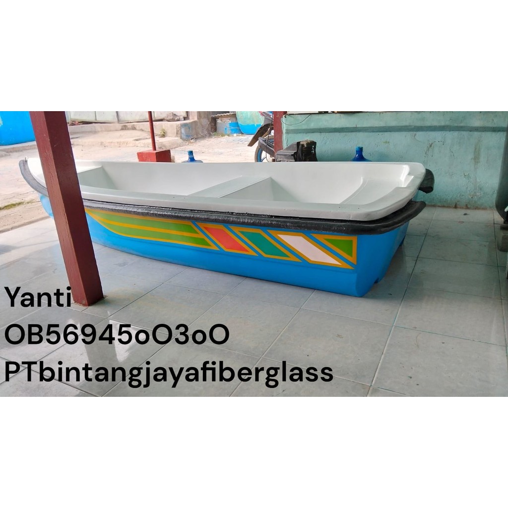 perahu fiber atau saman dayung,kano duble,sepeda air angsa mini