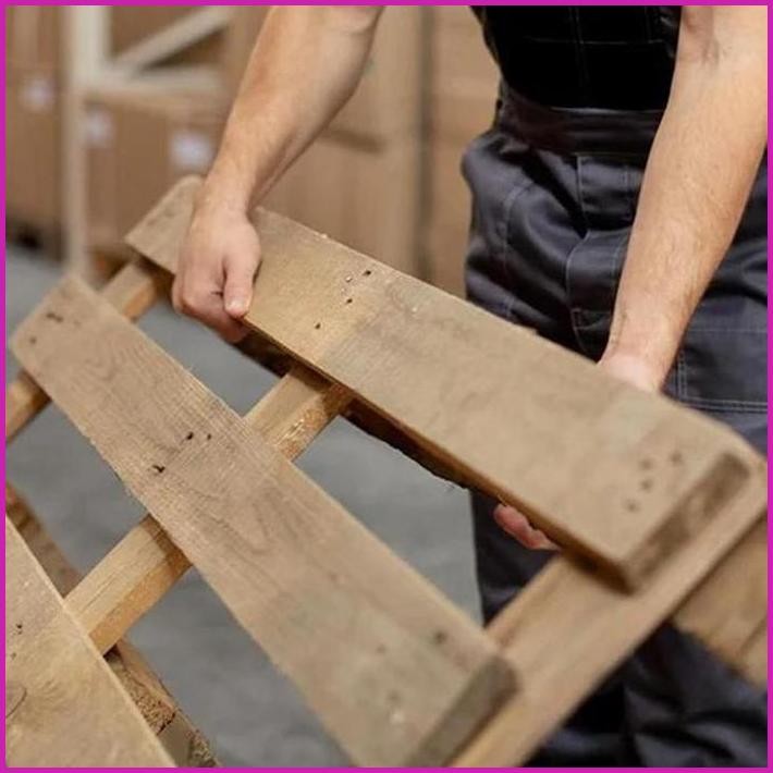 

READY STOCK PACKING KAYU UNTUK PEMBELIAN MONITOR TERLARIS