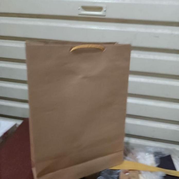 

Premium Paper Bag Buku Polos Coklat Isi 12Pcs Terlaris Dan Termurah