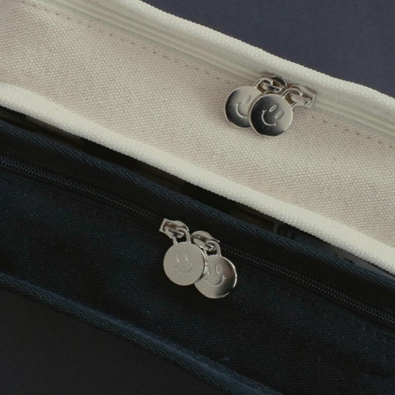 

Cod Mantap - Tempat Alat Tulis Jepang Berkapasitas Besar / Kotak Pensil Kotak-Kotak Hitam Putih Berkapasitas Besar / Kotak Pensil / Tempat Pensil Ala Er-6