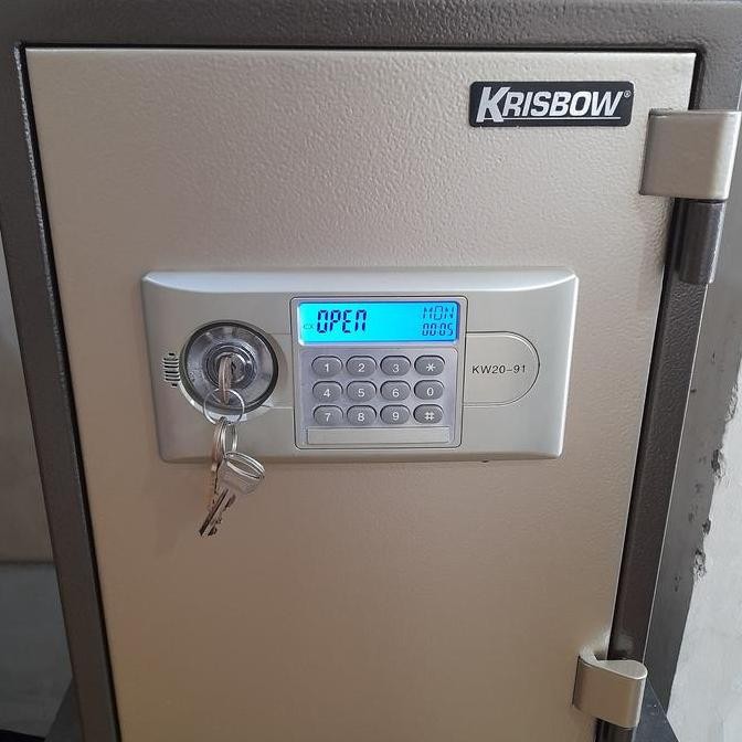 Brankas Krisbow Digital Type Kw 20-91