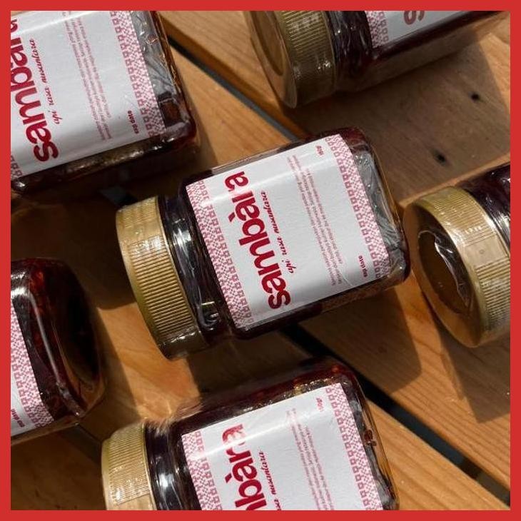 

DISCOUNT SPECIAL BUNDLING 4 PCS SAMBRA - MINYAK PEDAS CHILLI OIL SAMBARA 150GR, RASA NUSANTARA ASLI DARI BUDAYA KULINER INDONESIA [BUMBU OLAHAN MAKANAN]