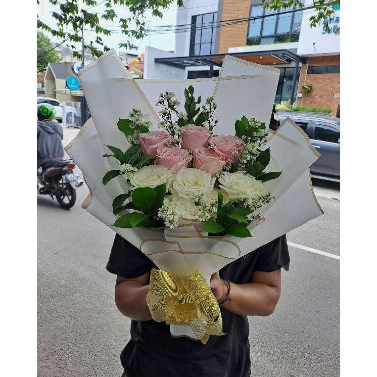 Buket Bunga Buket Bunga Segar Hand Bouquet Buket Lamaran Wisuda