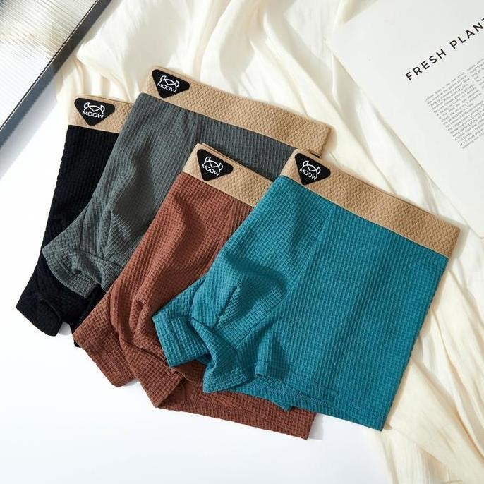 CROSSBELL X MOOW PAKET 4PCS Celana Dalam Boxer Pria Premium Ice Silk Adem Lembut Antibakteri 7A MP60