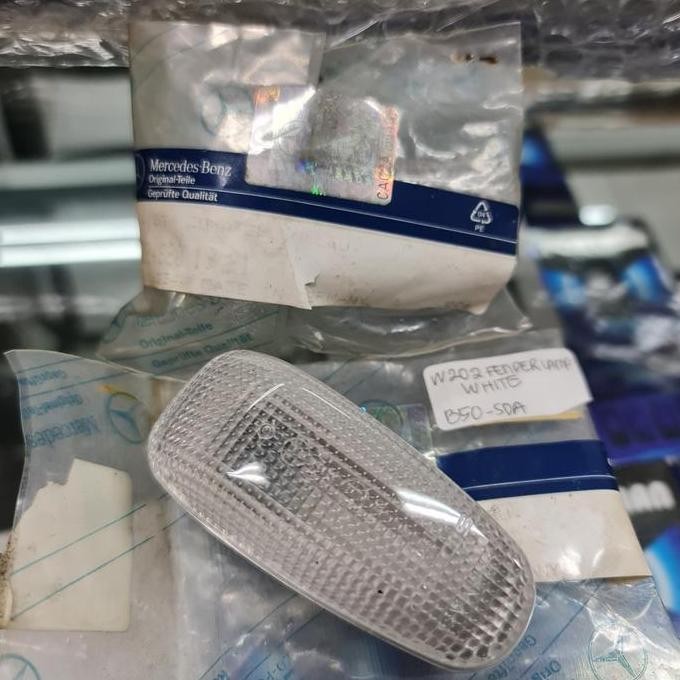 Fender Lamp white mercedez bens W202